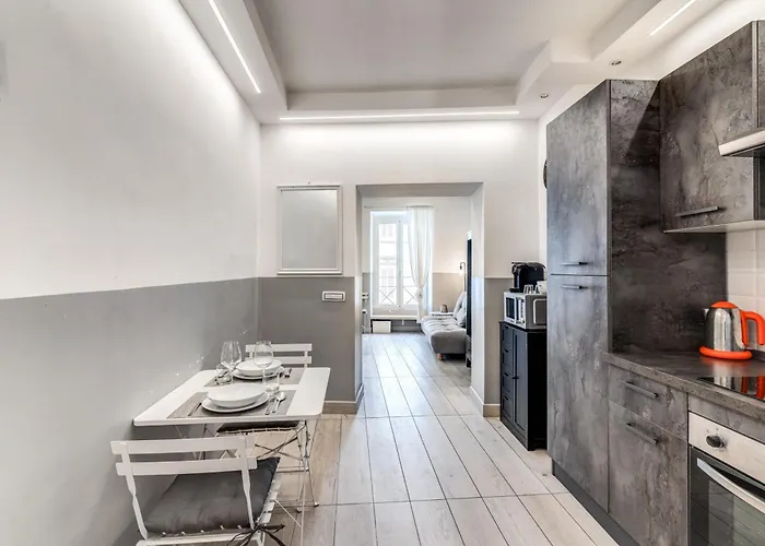 Costaguti 36 Roma