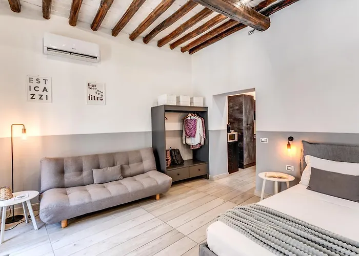 Costaguti 36 Appartamento *